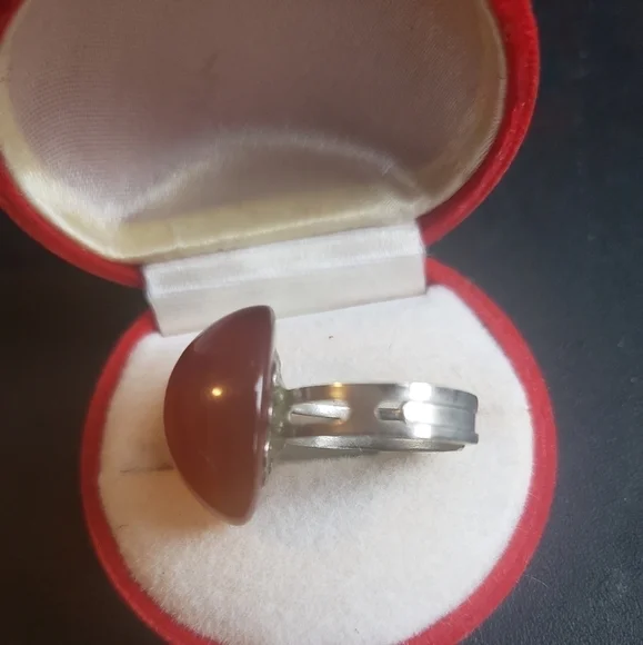 Ring - Picture 7 of 8